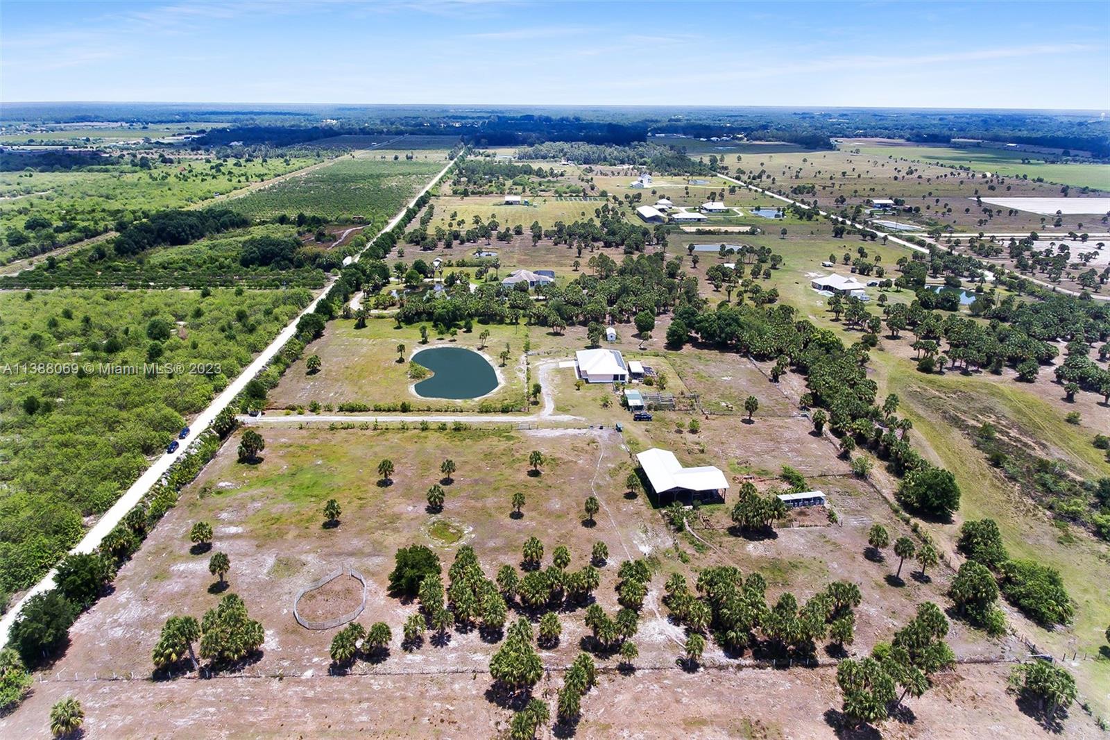 FELLSMERE FARMS CO S/D OF - Residential