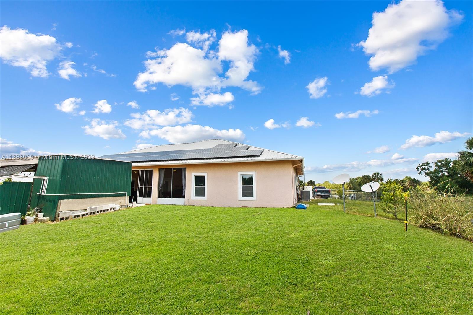 FELLSMERE FARMS CO S/D OF - Residential