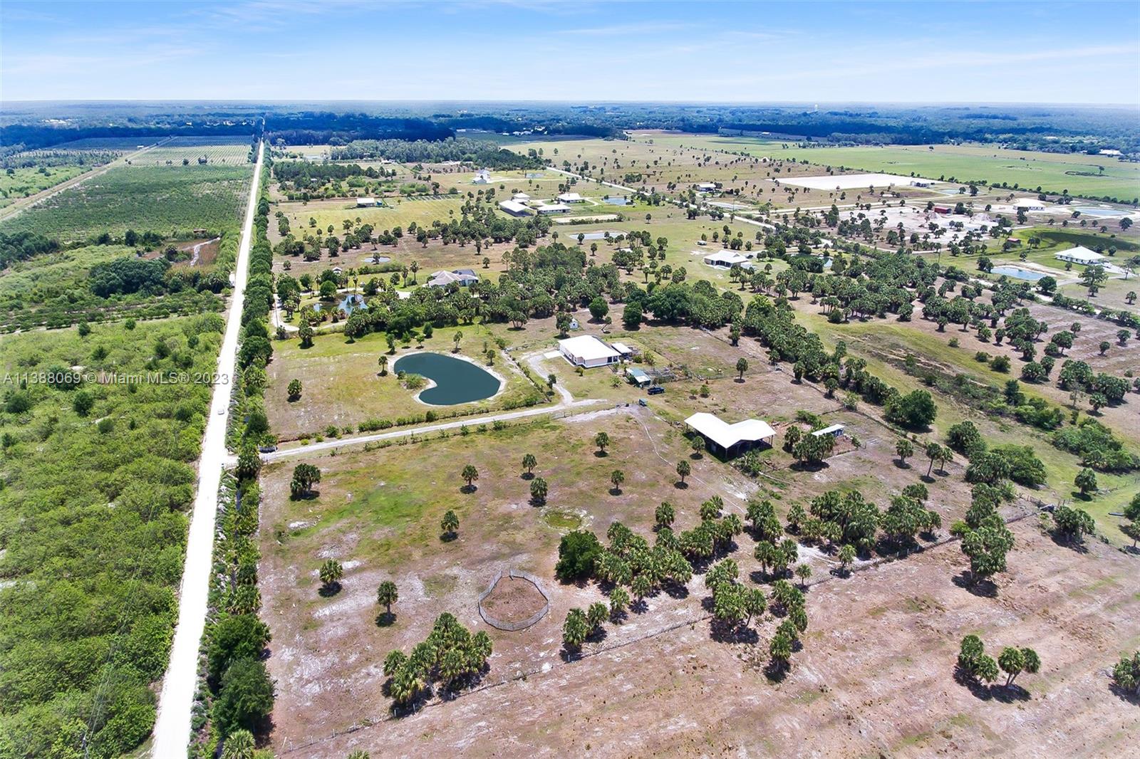 FELLSMERE FARMS CO S/D OF - Residential