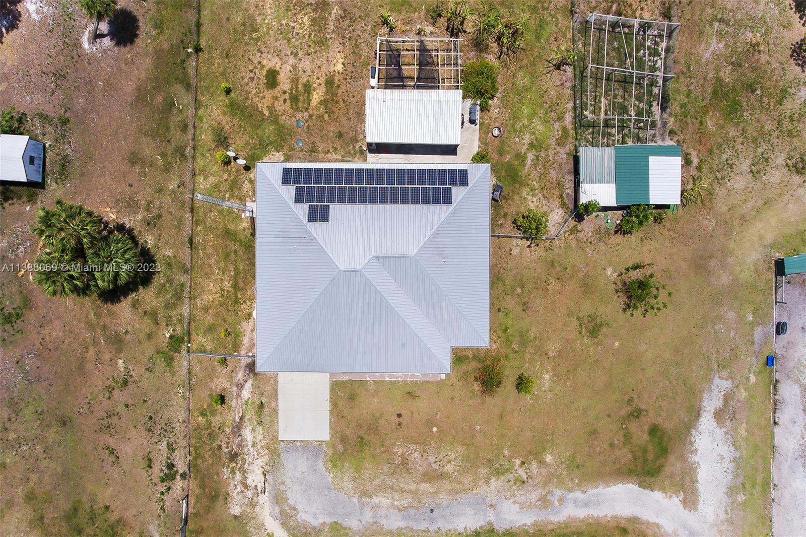 FELLSMERE FARMS CO S/D OF - Residential