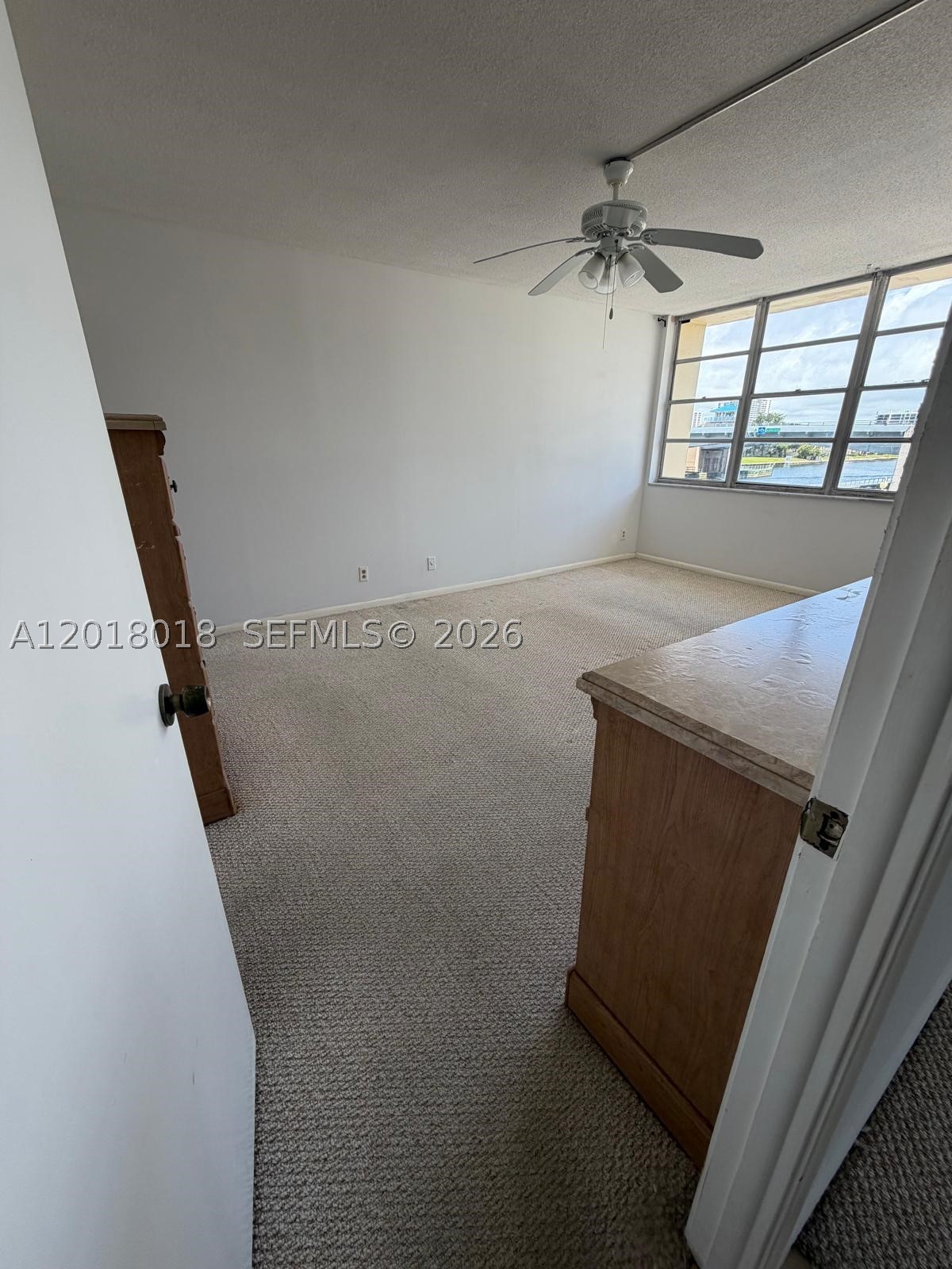IMPERIAL TOWERS CONDO - Residential