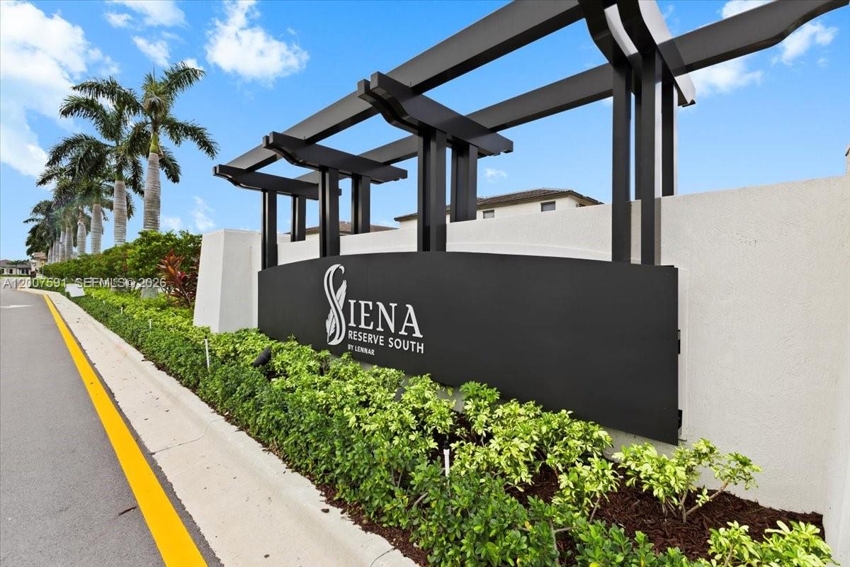 SIENA RESERVE WEST - Residential