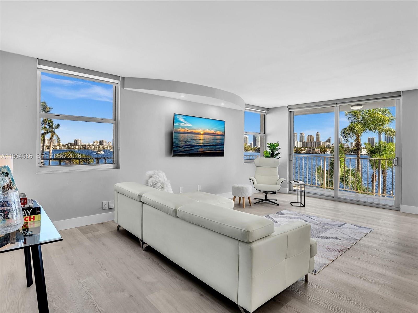 REEF SOUTH CONDO - Residential