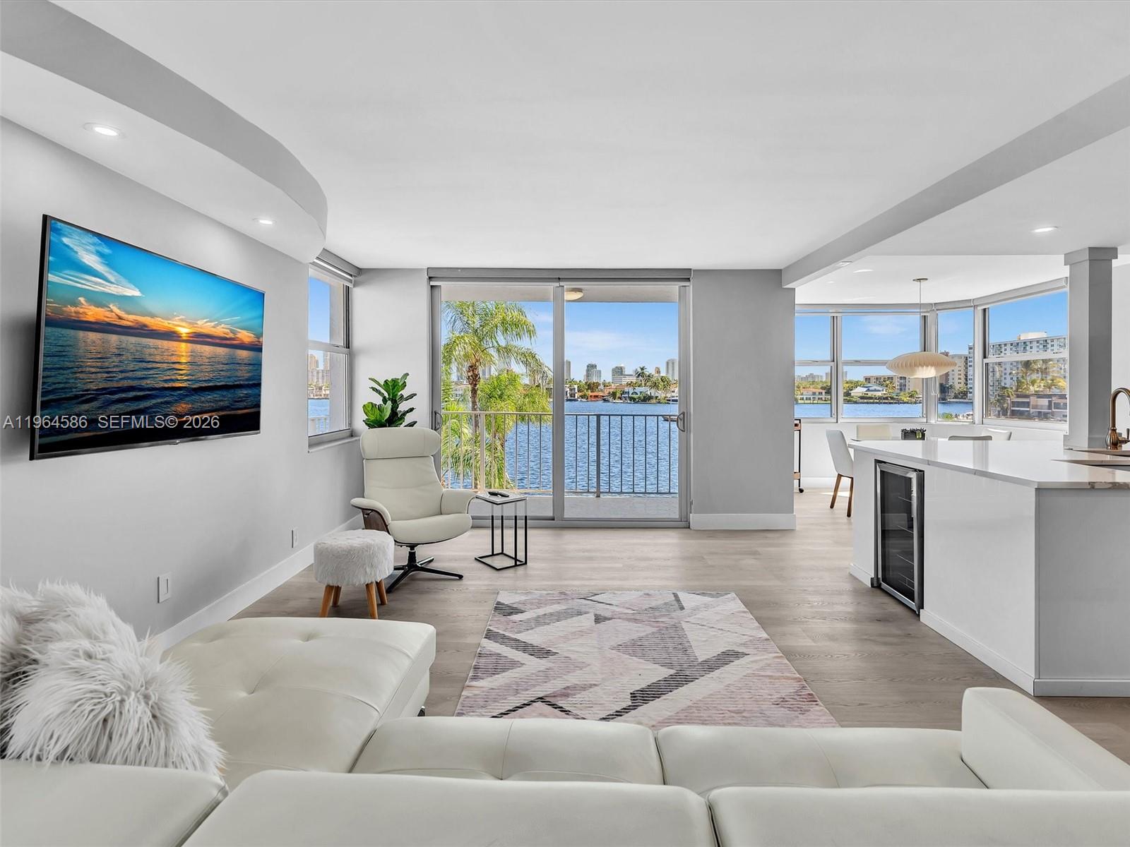 REEF SOUTH CONDO - Residential