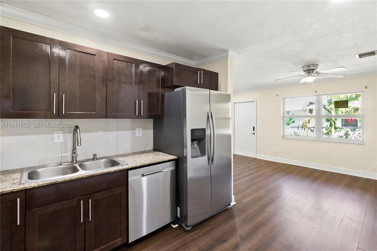 HIGHLANDS SECOND ADDITION - Residential Lease