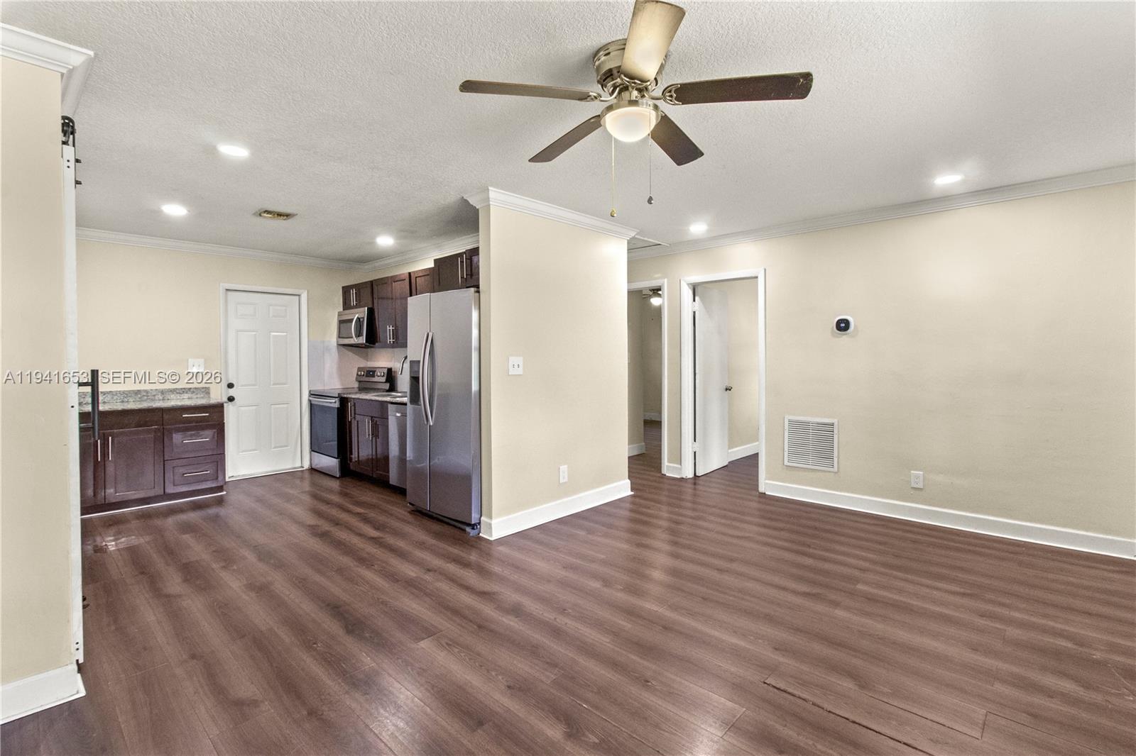 HIGHLANDS SECOND ADDITION - Residential Lease