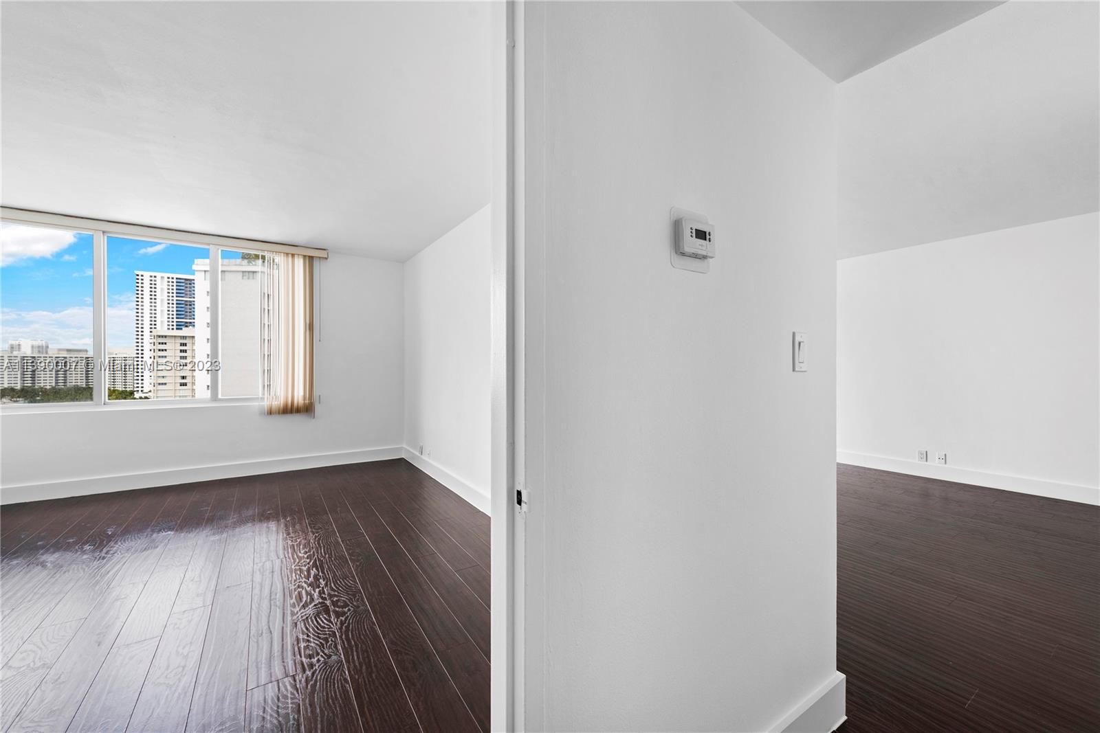 MIRADOR 1000 CONDO - Residential