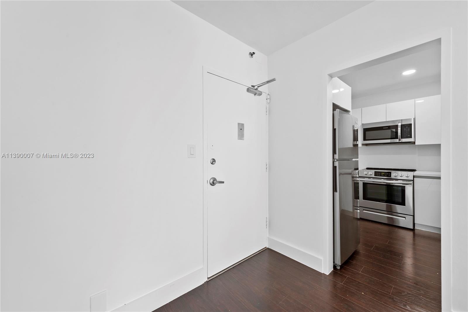 MIRADOR 1000 CONDO - Residential