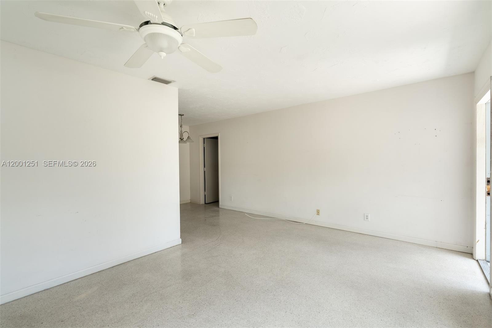EASTSIDE VILLAS - Residential