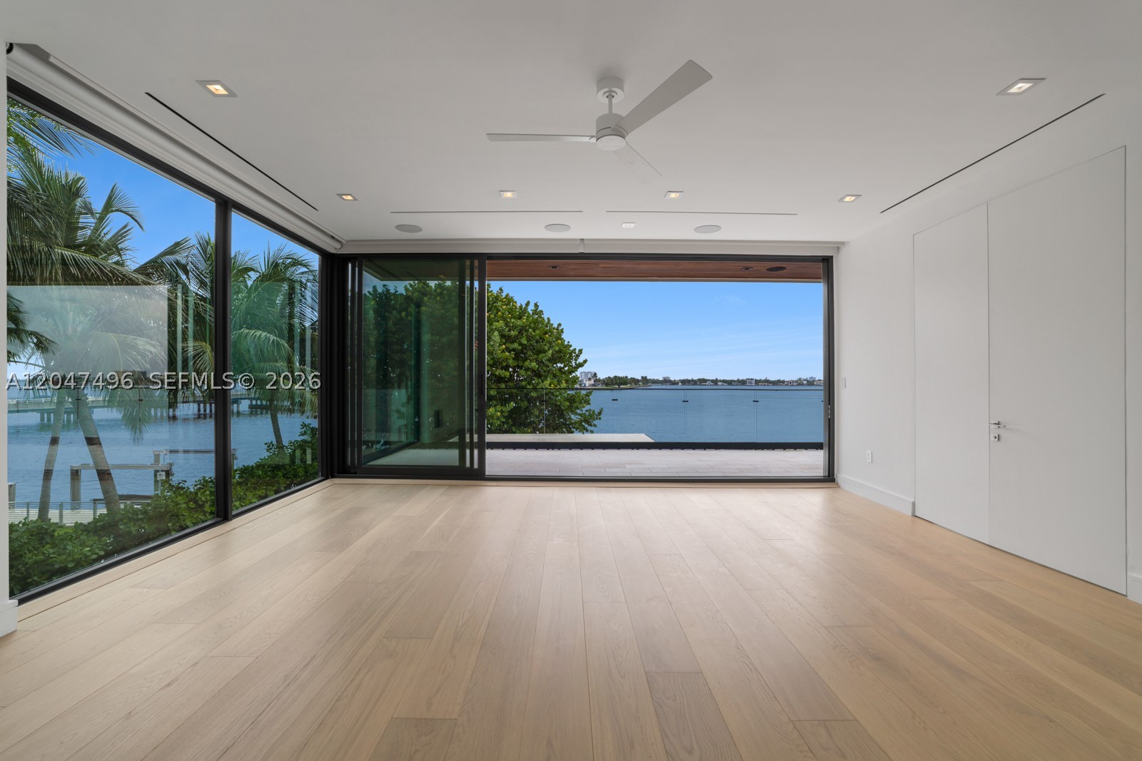 BAY HARBOR ISLAND - Residential