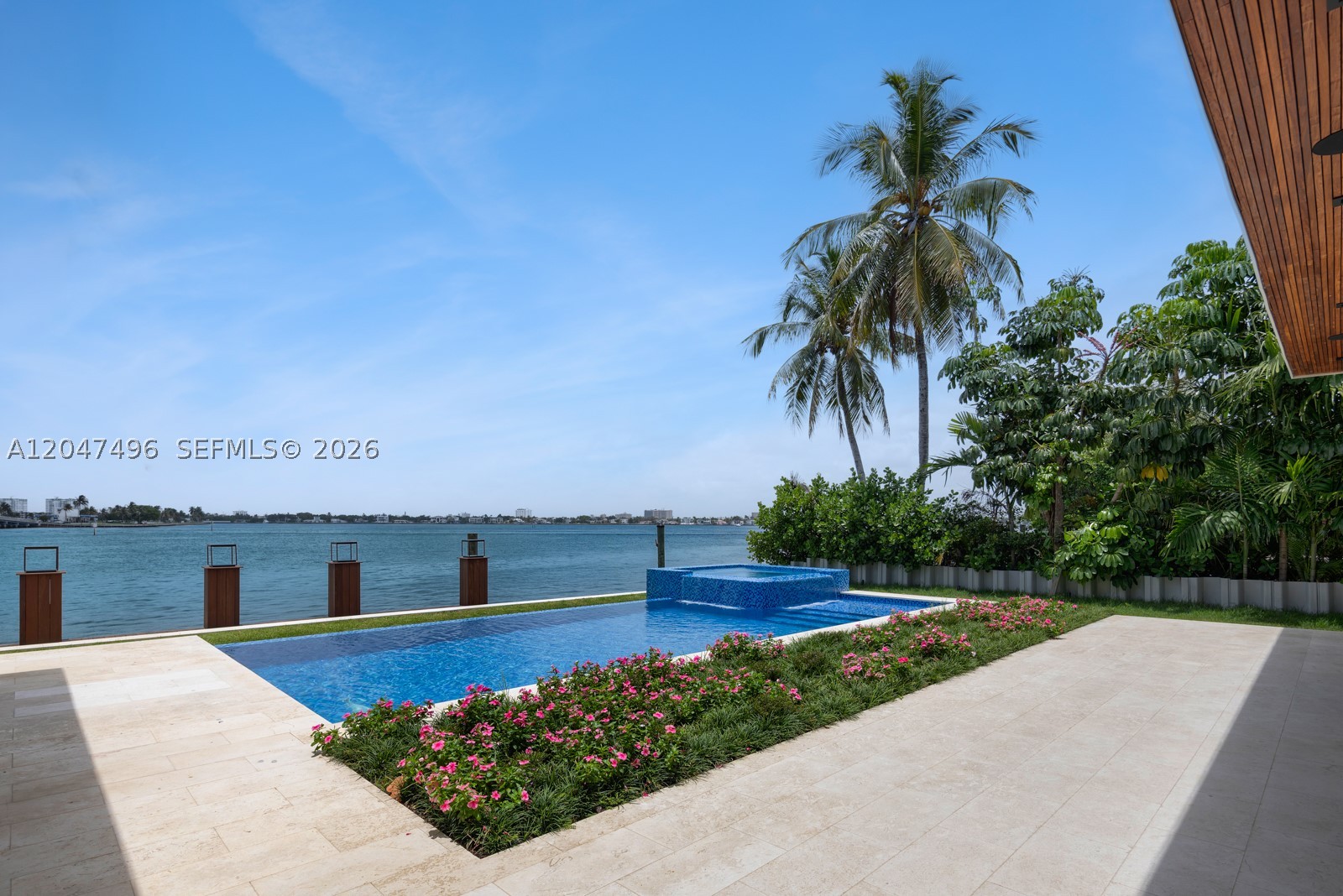 BAY HARBOR ISLAND - Residential