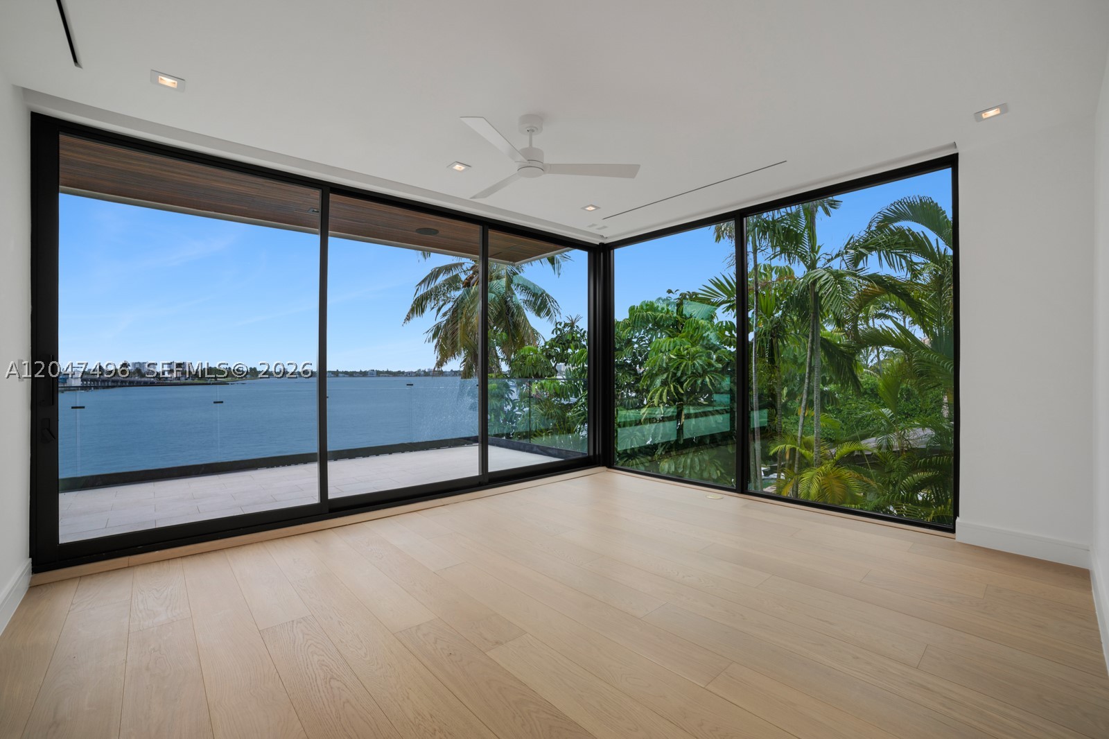 BAY HARBOR ISLAND - Residential