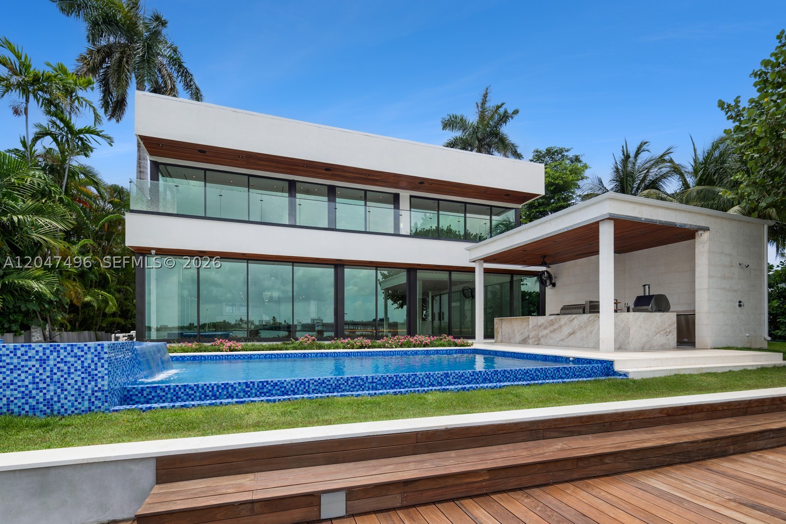 BAY HARBOR ISLAND - Residential