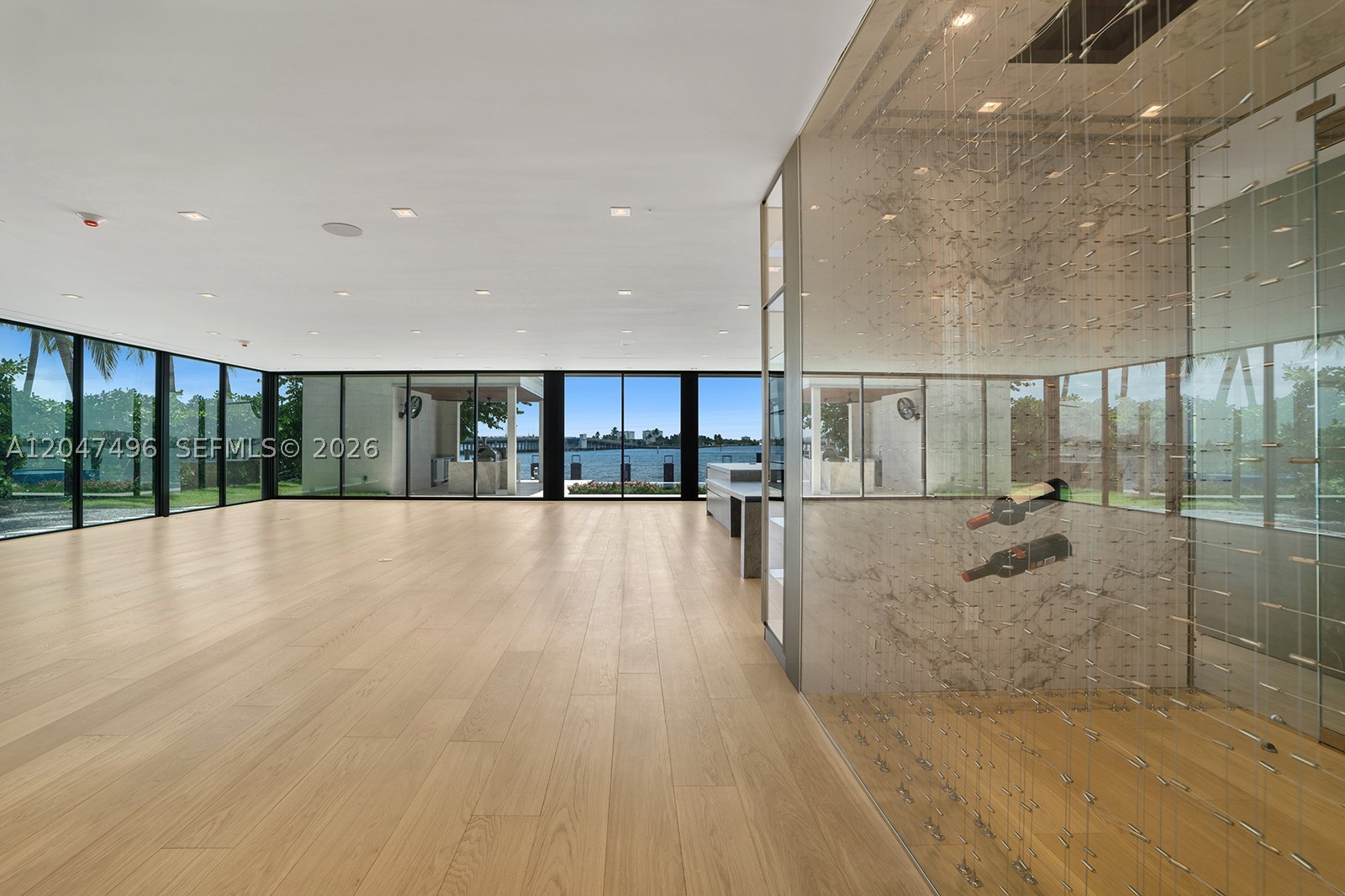 BAY HARBOR ISLAND - Residential
