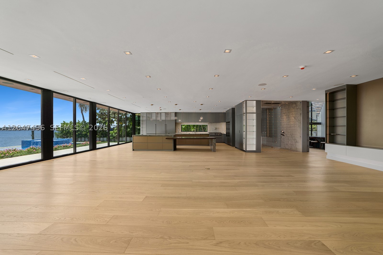 BAY HARBOR ISLAND - Residential