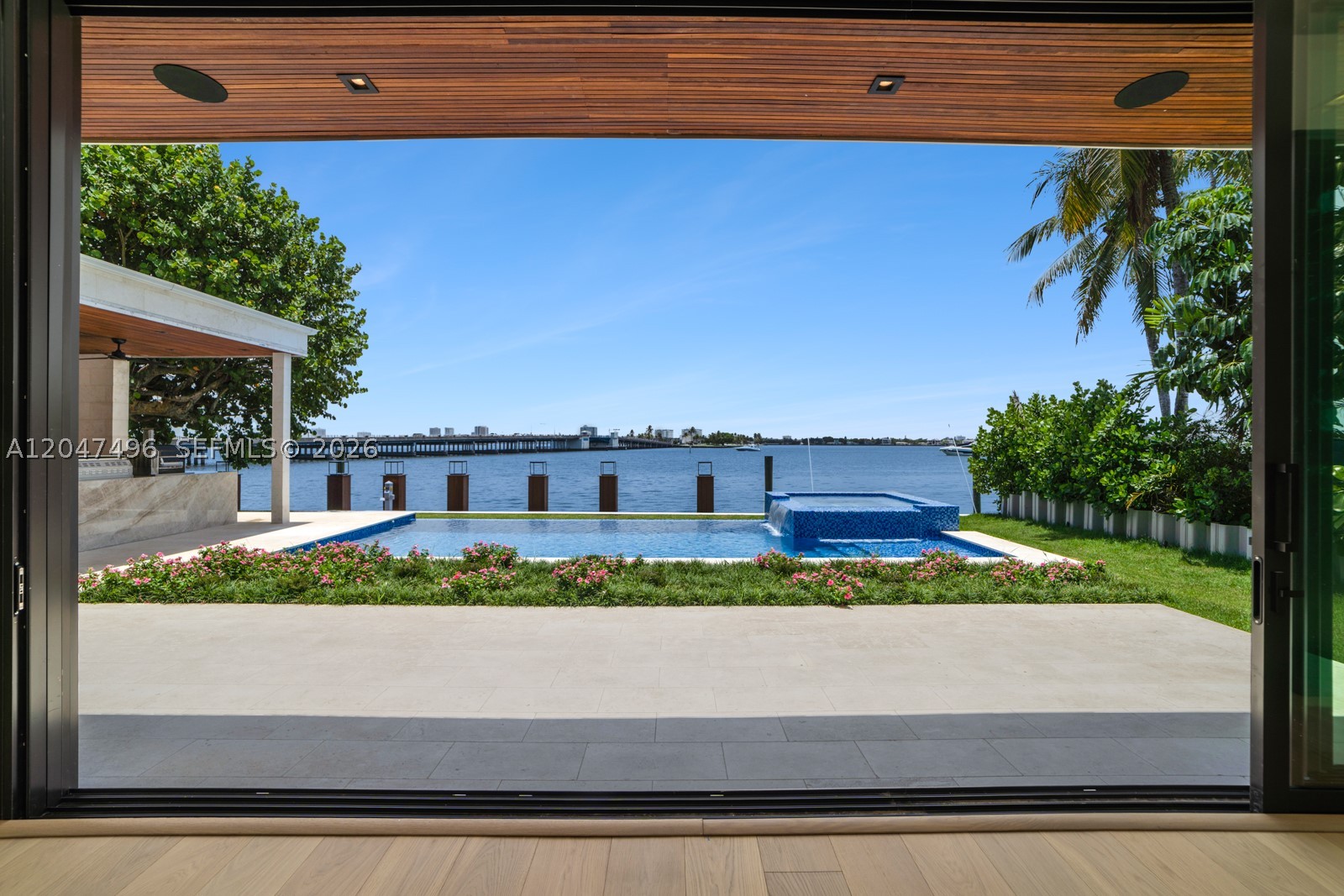 BAY HARBOR ISLAND - Residential