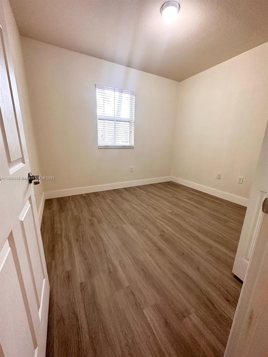 ST MAARTEN AT GRAND BAY C - Residential Lease