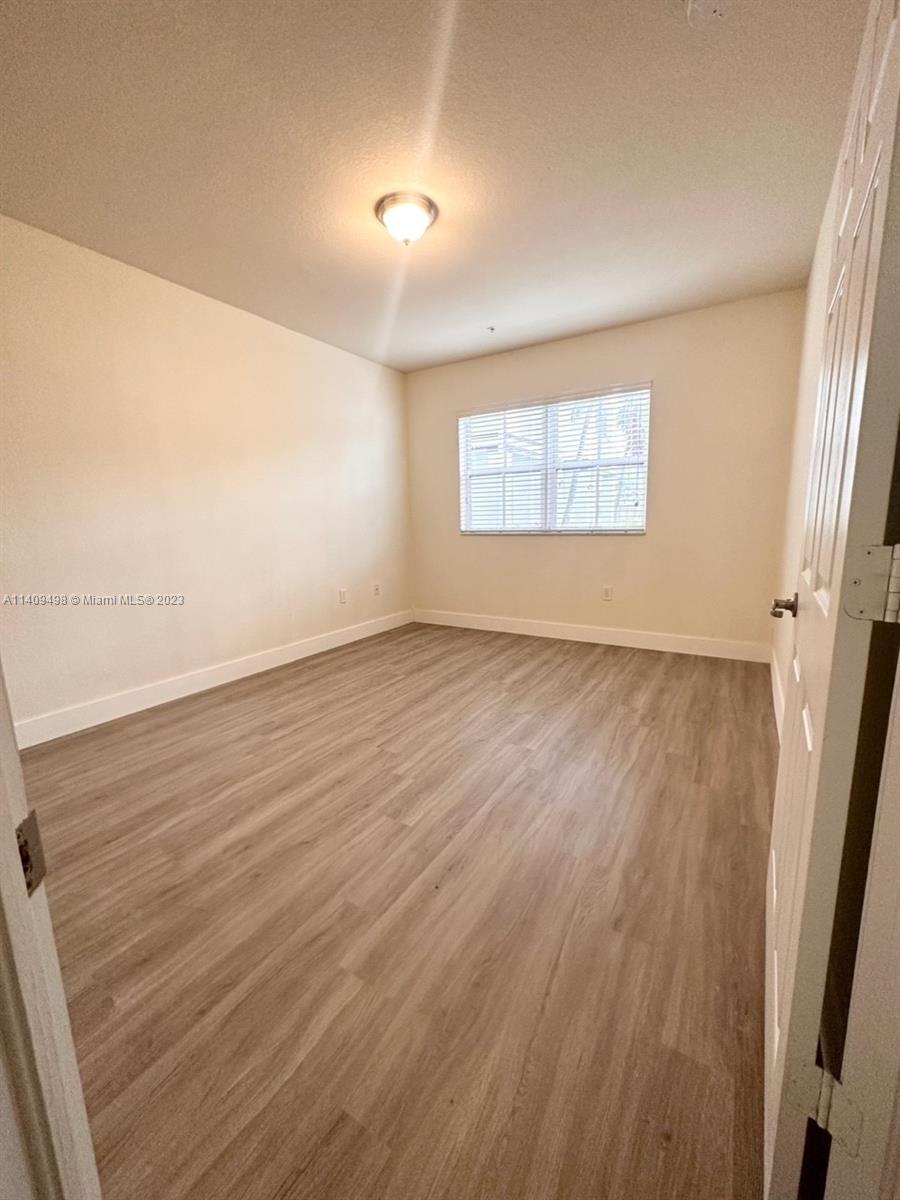 ST MAARTEN AT GRAND BAY C - Residential Lease