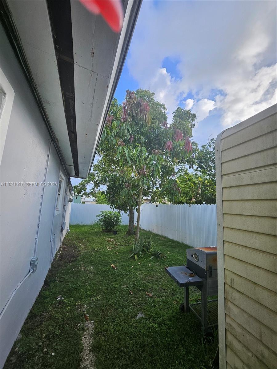 SUNNYLAND PARK NO 2 - Residential