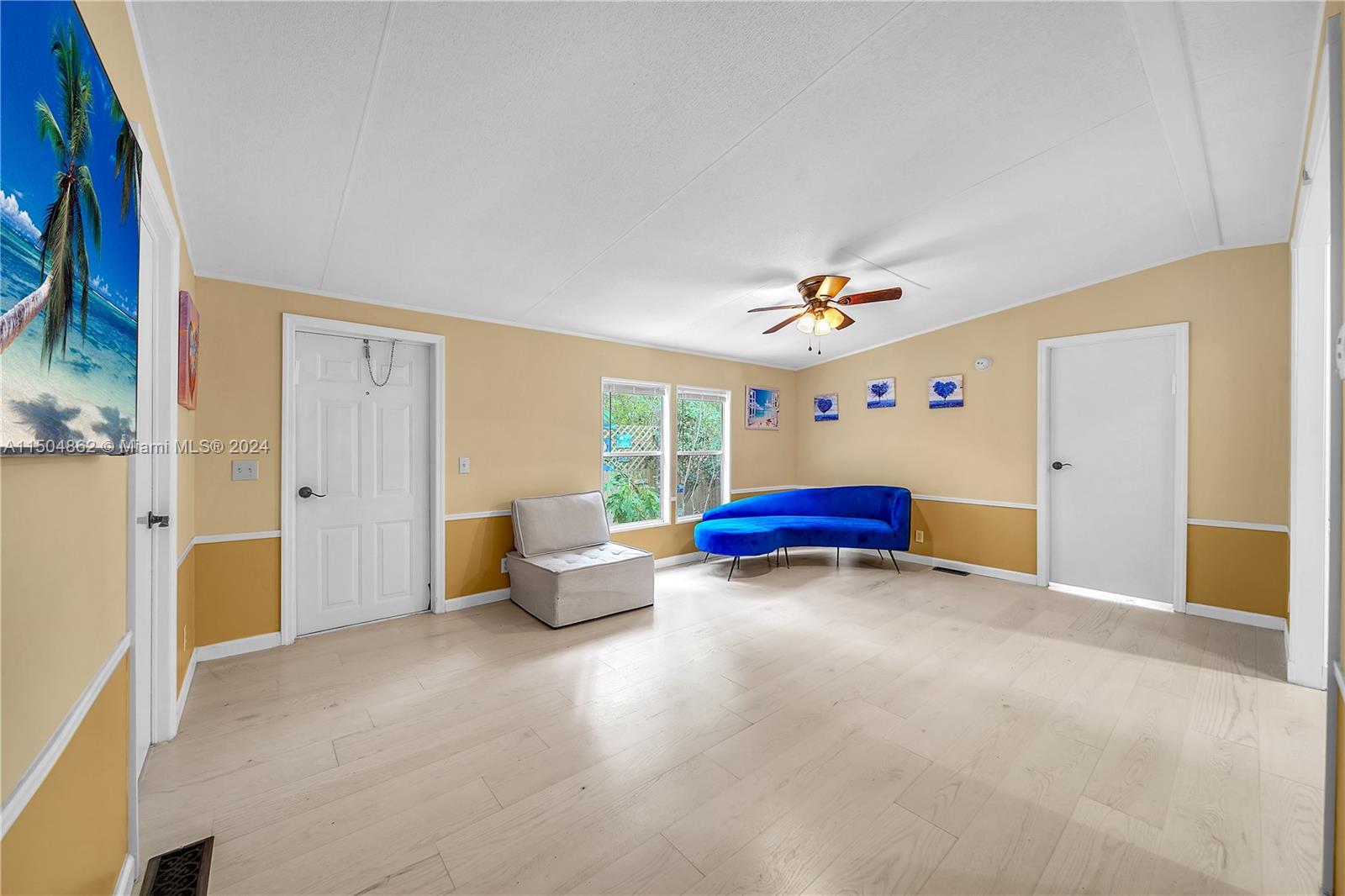 LARGO HILANDS - Residential