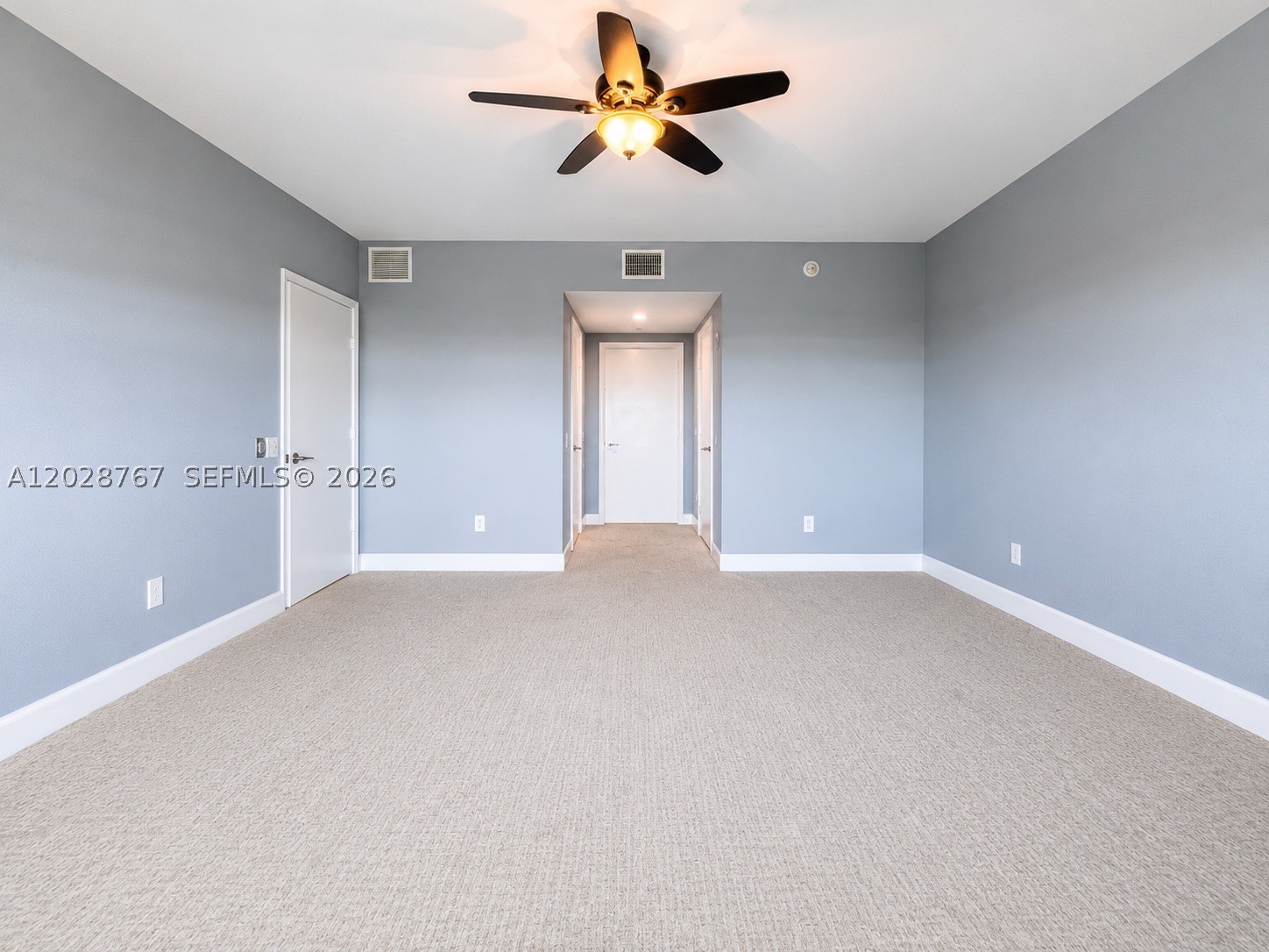 THE OAKS I CONDO - Residential Lease