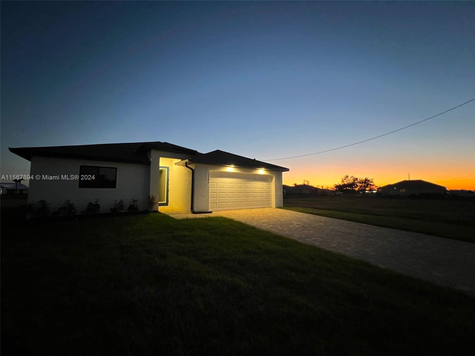 CAPE CORAL - Residential Lease