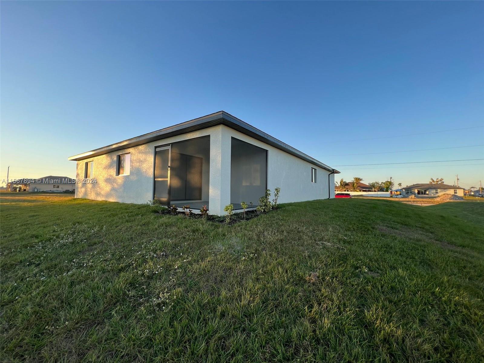 CAPE CORAL - Residential Lease