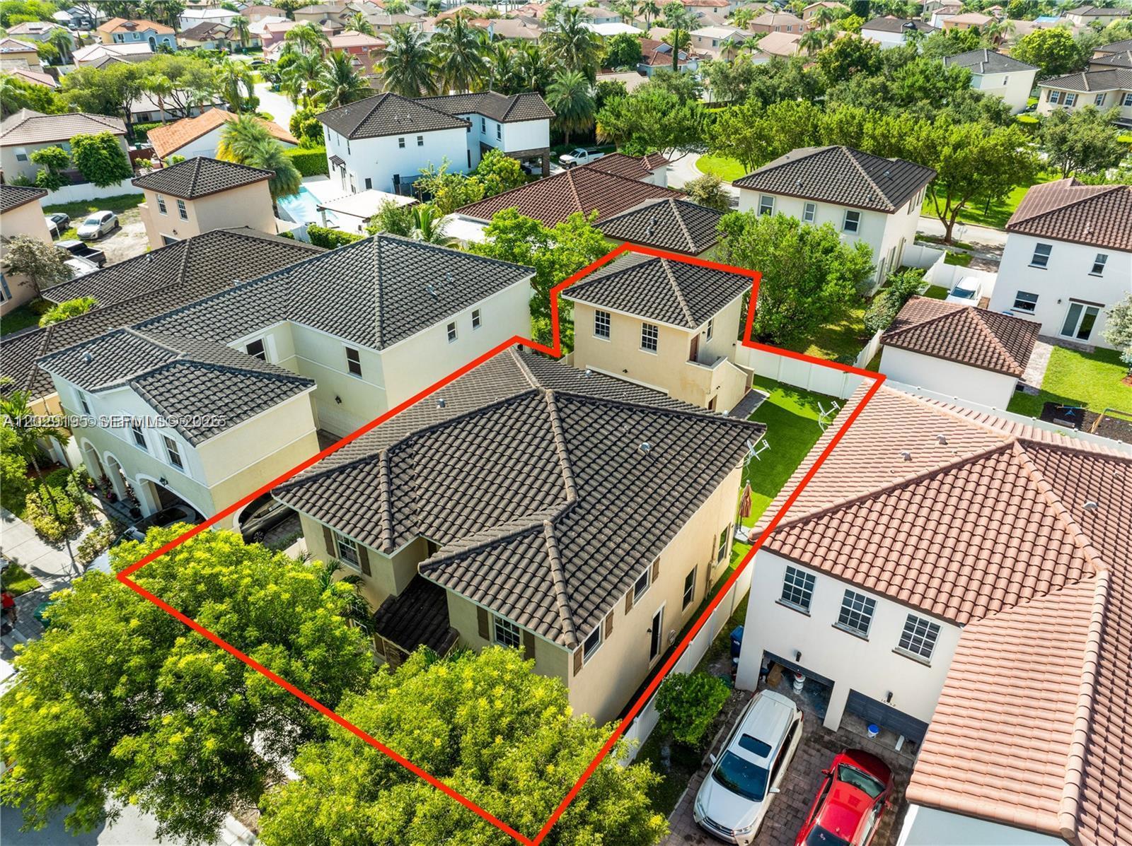 KENDALL COMMONS RESIDENTI - Residential Lease