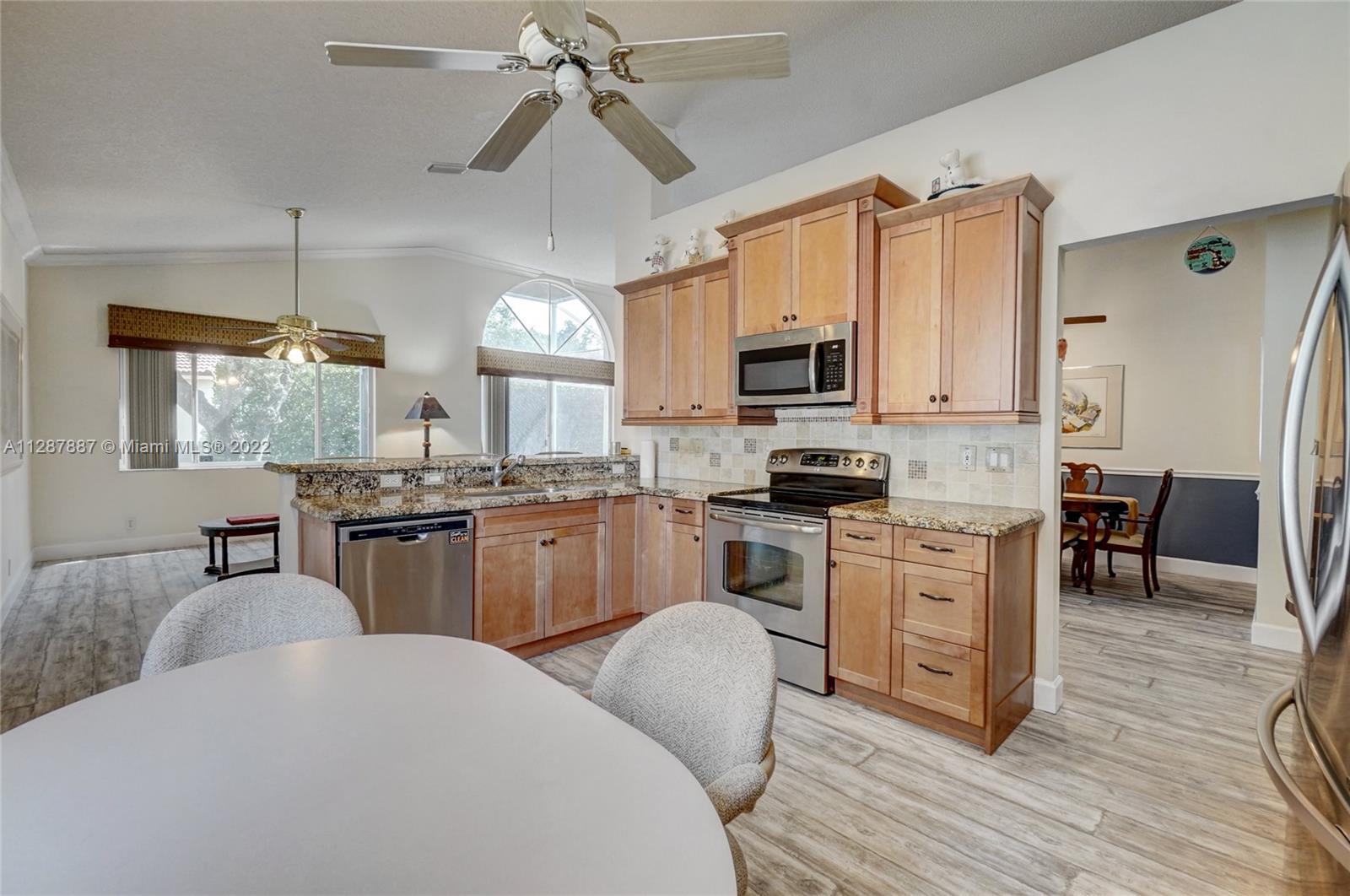 REGENCY LAKES AT COCONUT - Residential