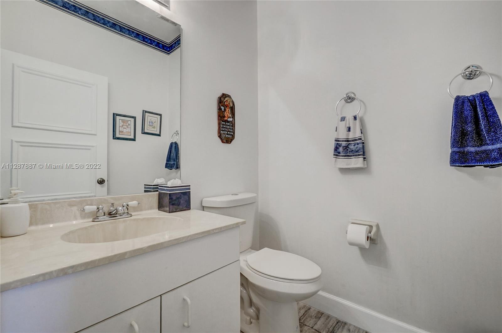 REGENCY LAKES AT COCONUT - Residential