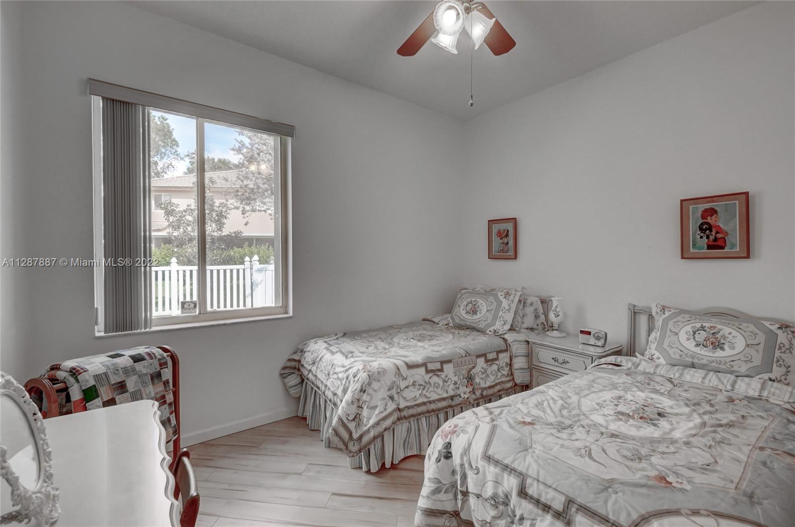 REGENCY LAKES AT COCONUT - Residential