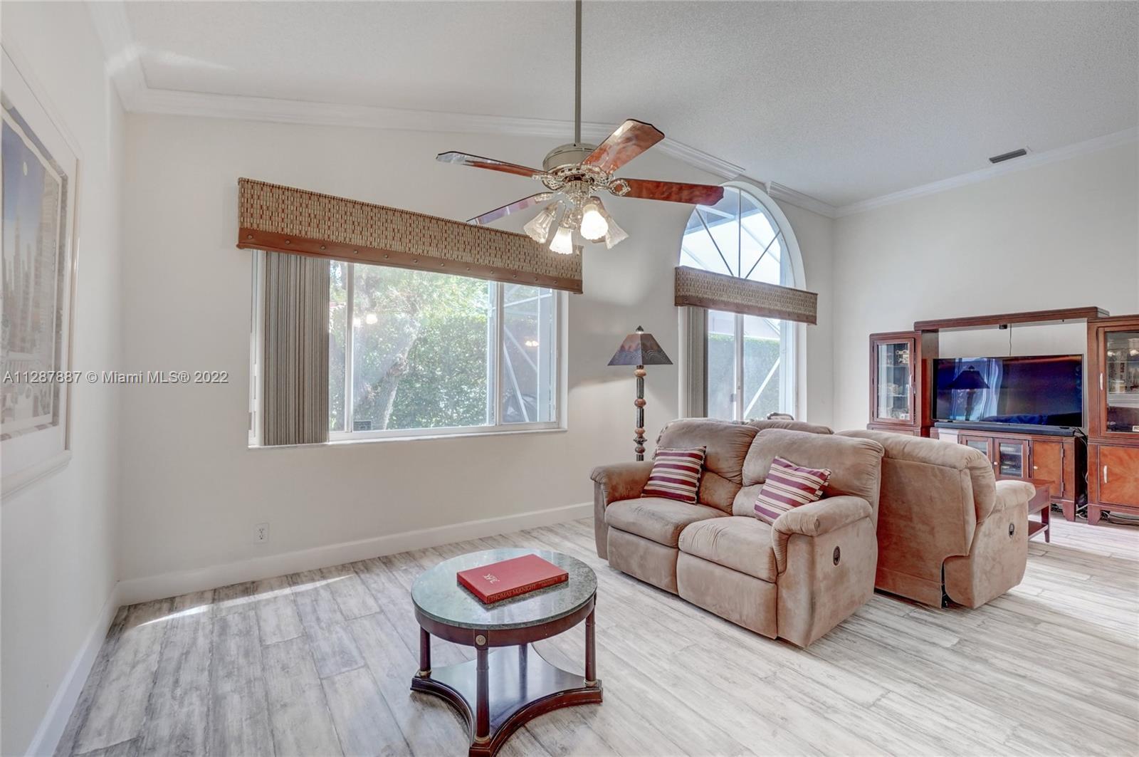 REGENCY LAKES AT COCONUT - Residential
