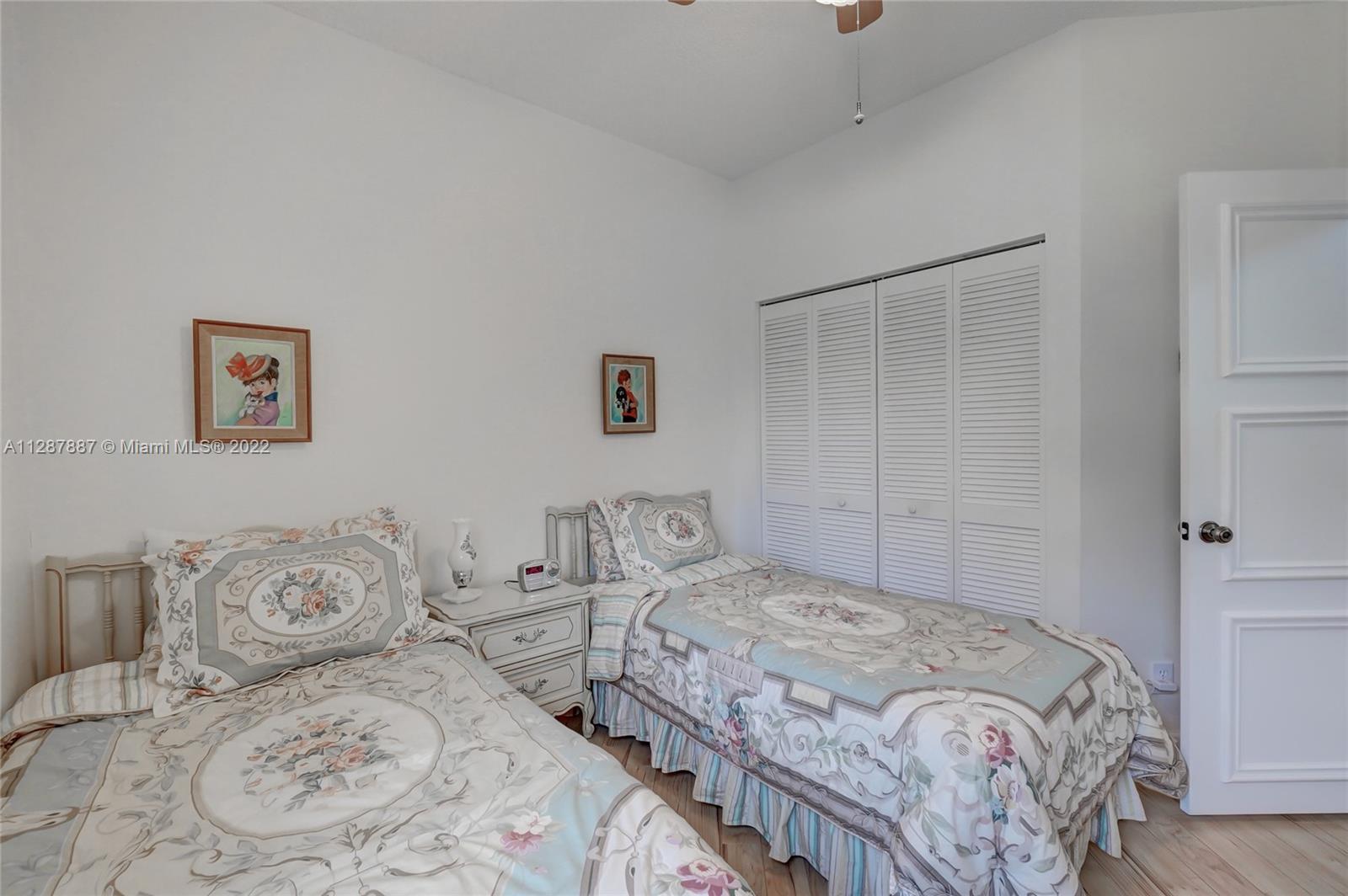 REGENCY LAKES AT COCONUT - Residential