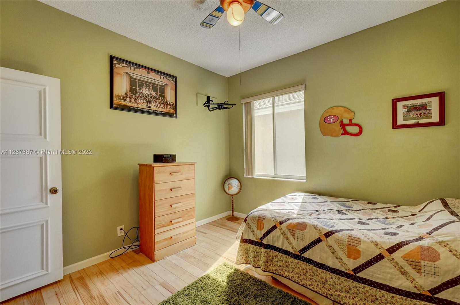 REGENCY LAKES AT COCONUT - Residential