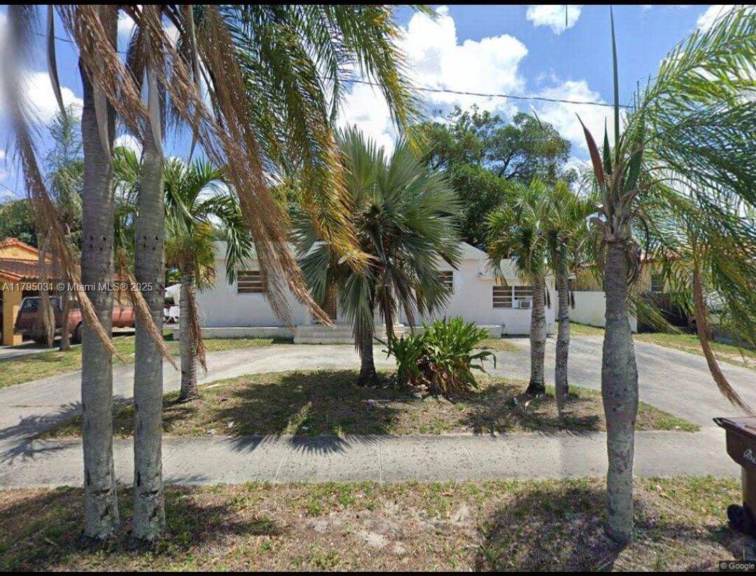 PALM SPRINGS AMD - Residential