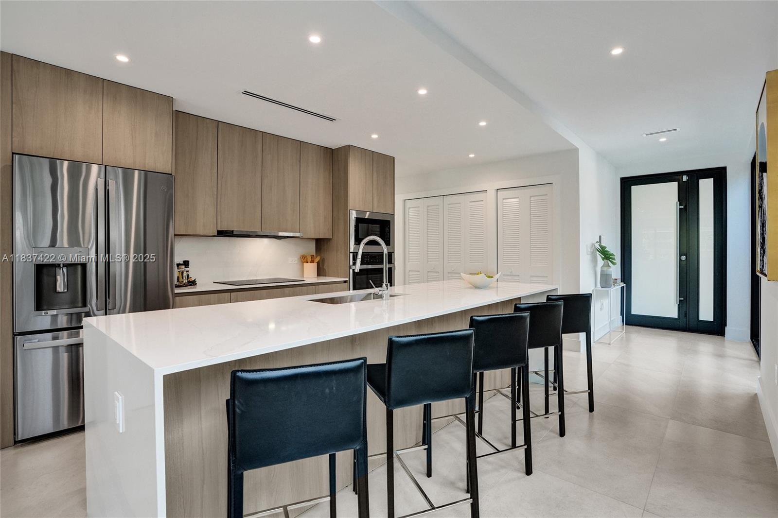 EAST SHENANDOAH - Residential Lease