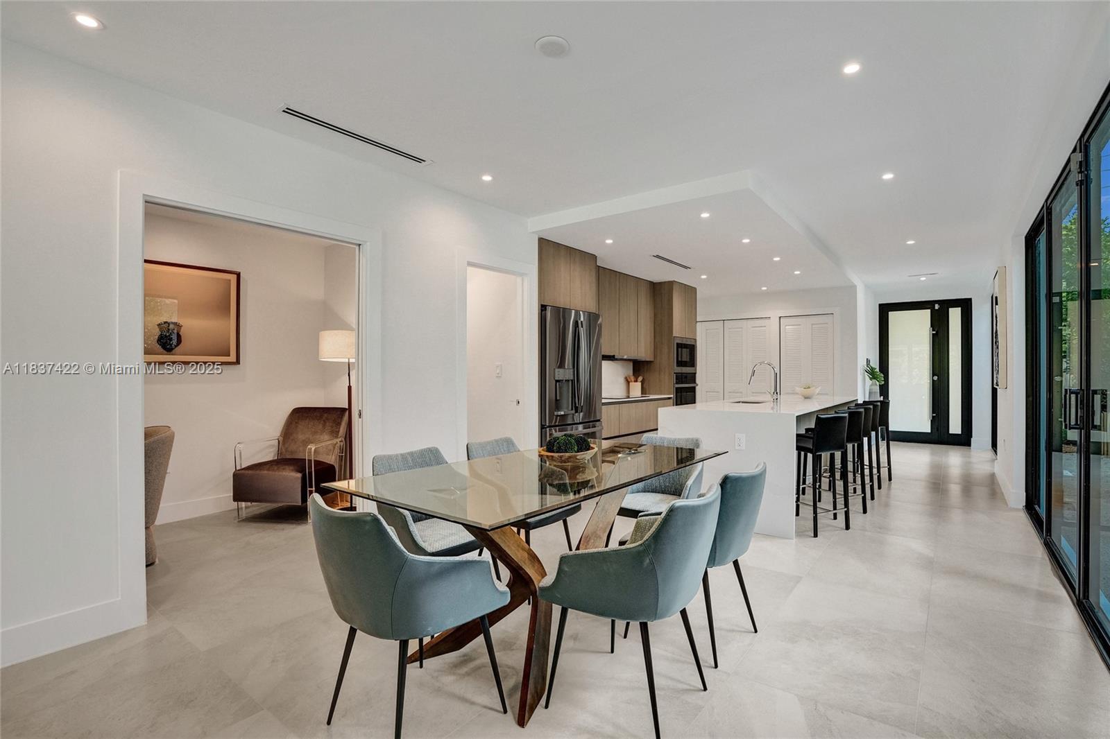 EAST SHENANDOAH - Residential Lease