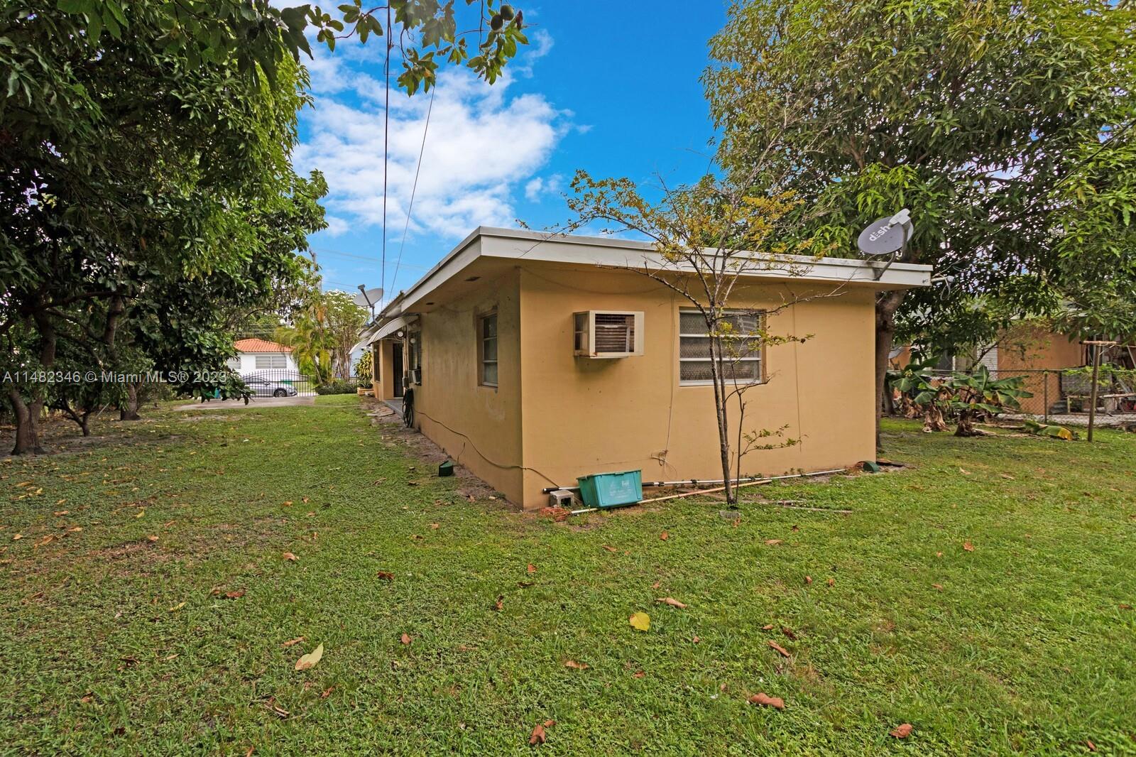 BISCAYNE SHORES CORR PLAT - Residential