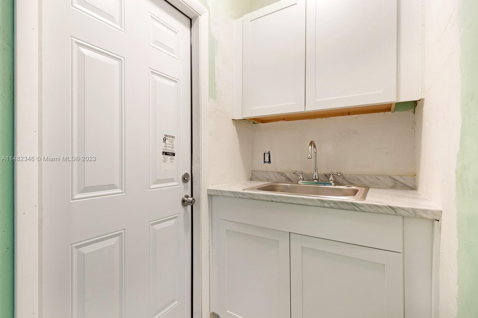 BISCAYNE SHORES CORR PLAT - Residential