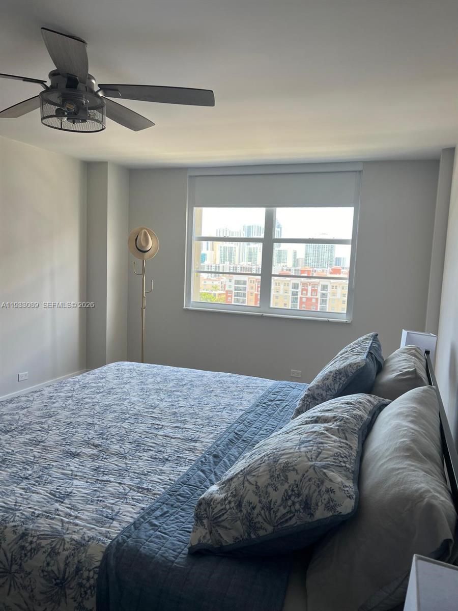 WINSTON TOWERS 200 - Residential
