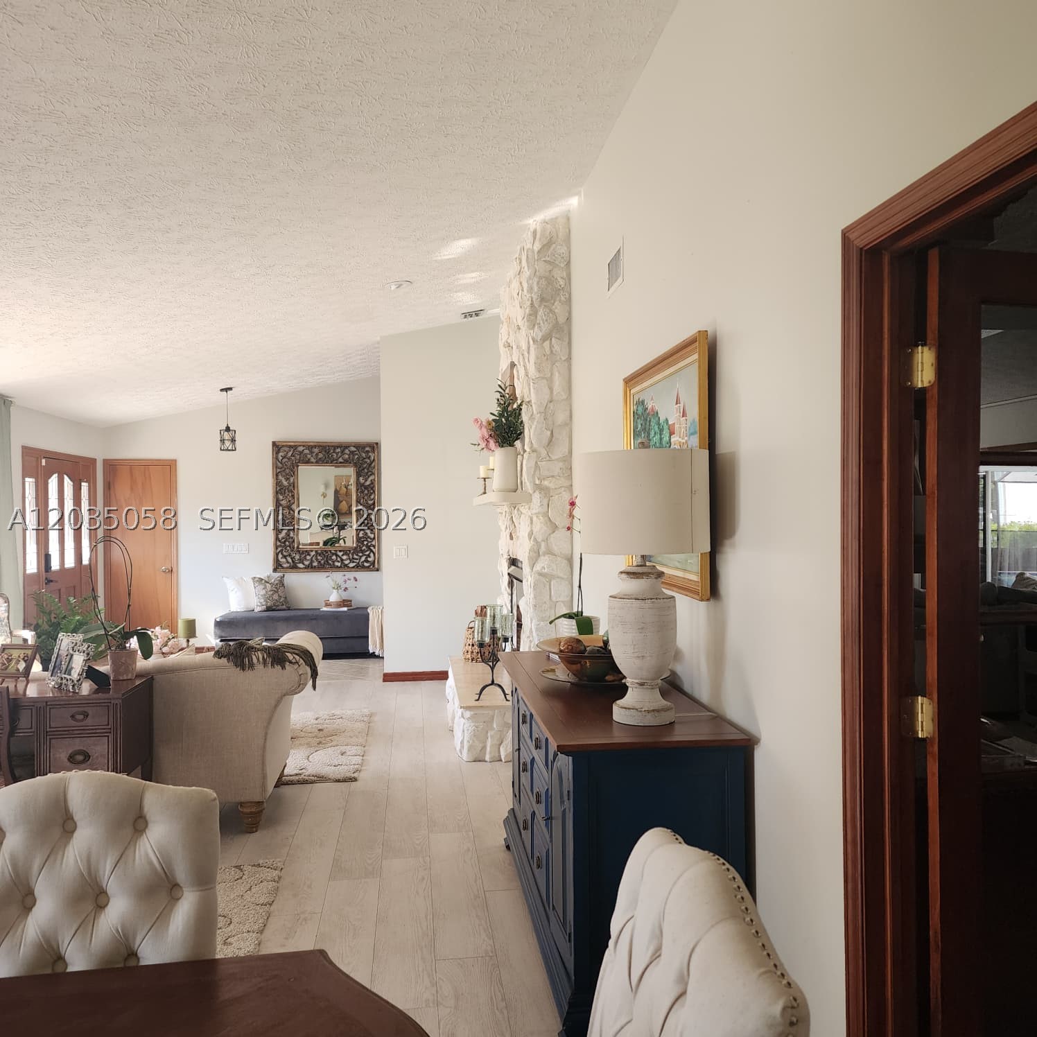 INDIAN RIVER ESTATES UNIT - Residential Lease