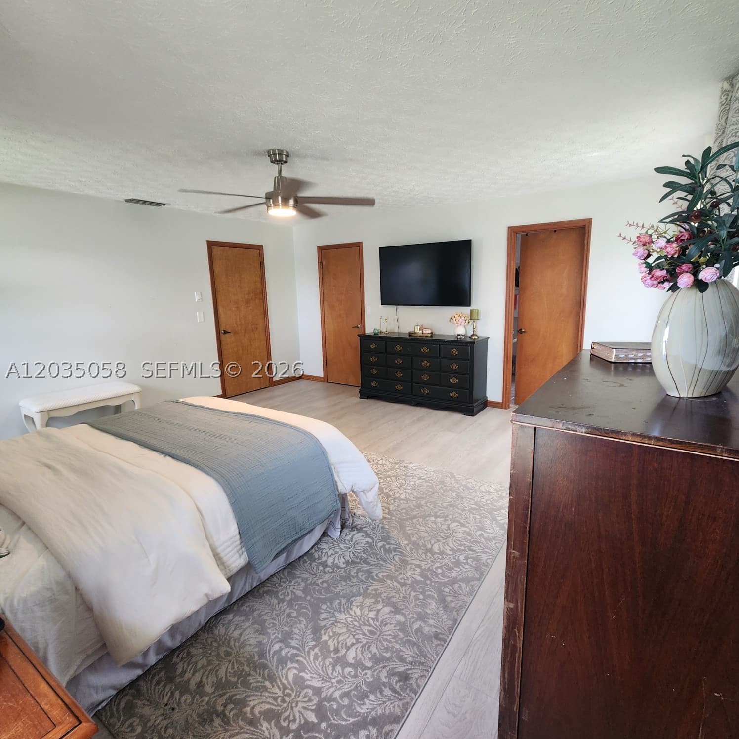 INDIAN RIVER ESTATES UNIT - Residential Lease