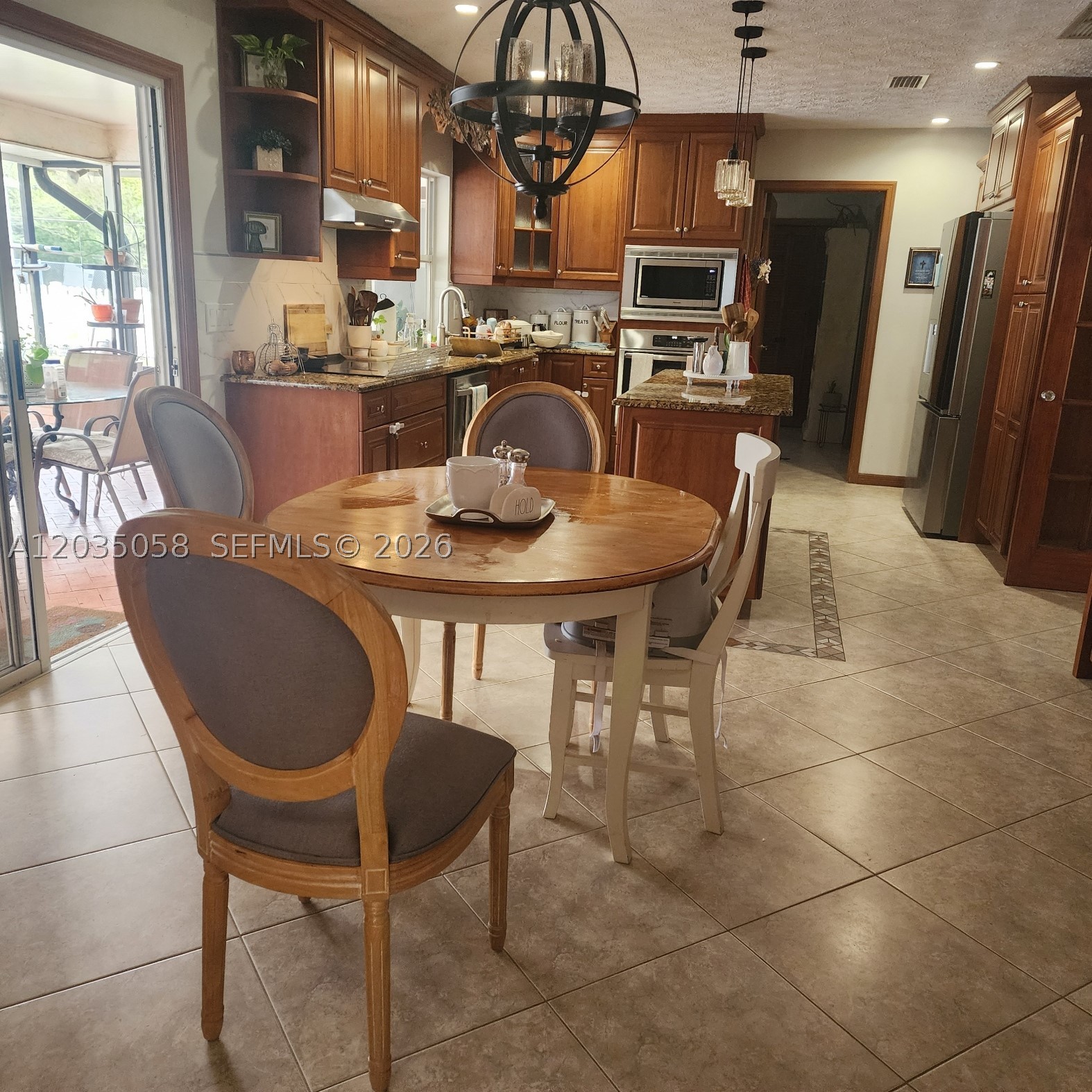 INDIAN RIVER ESTATES UNIT - Residential Lease