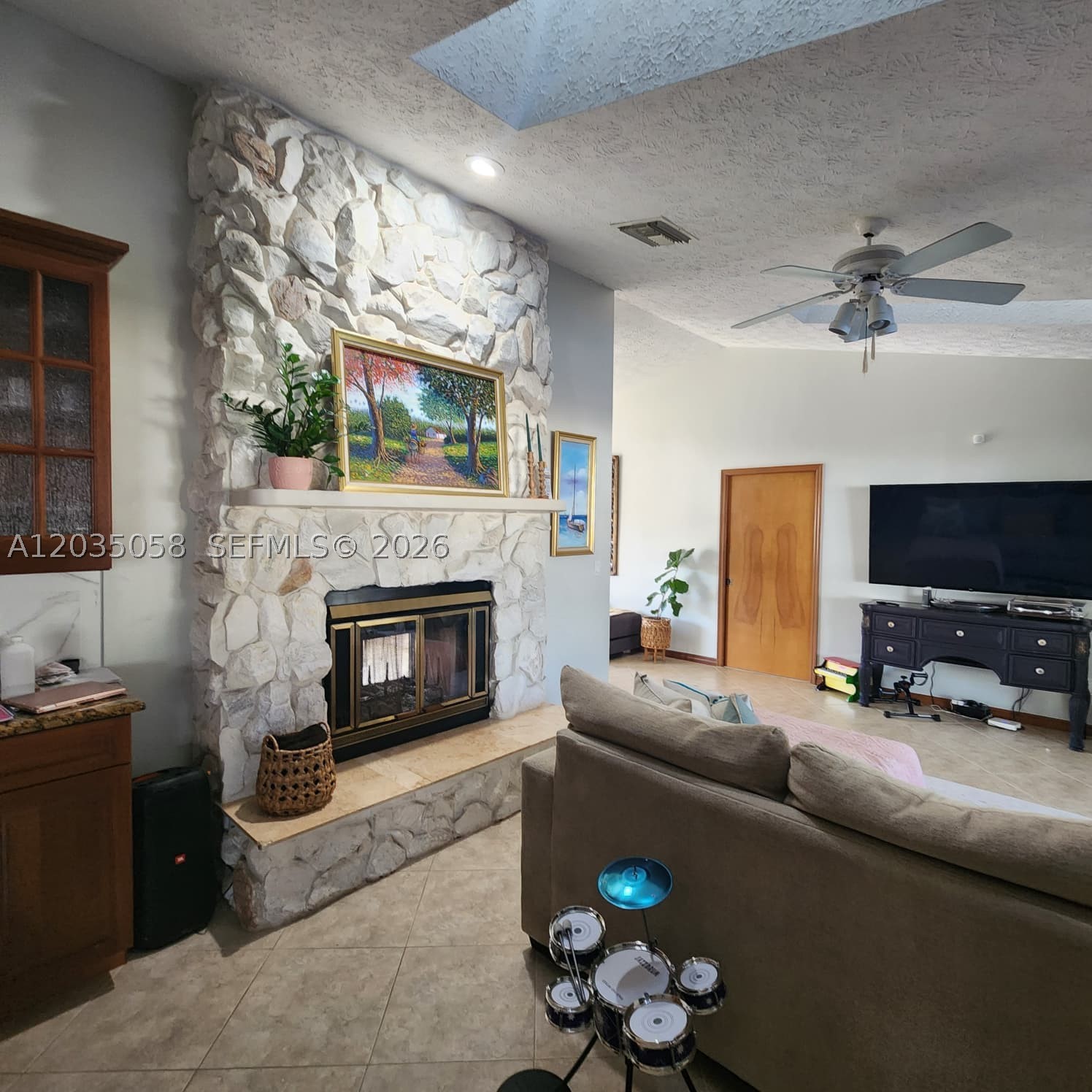 INDIAN RIVER ESTATES UNIT - Residential Lease