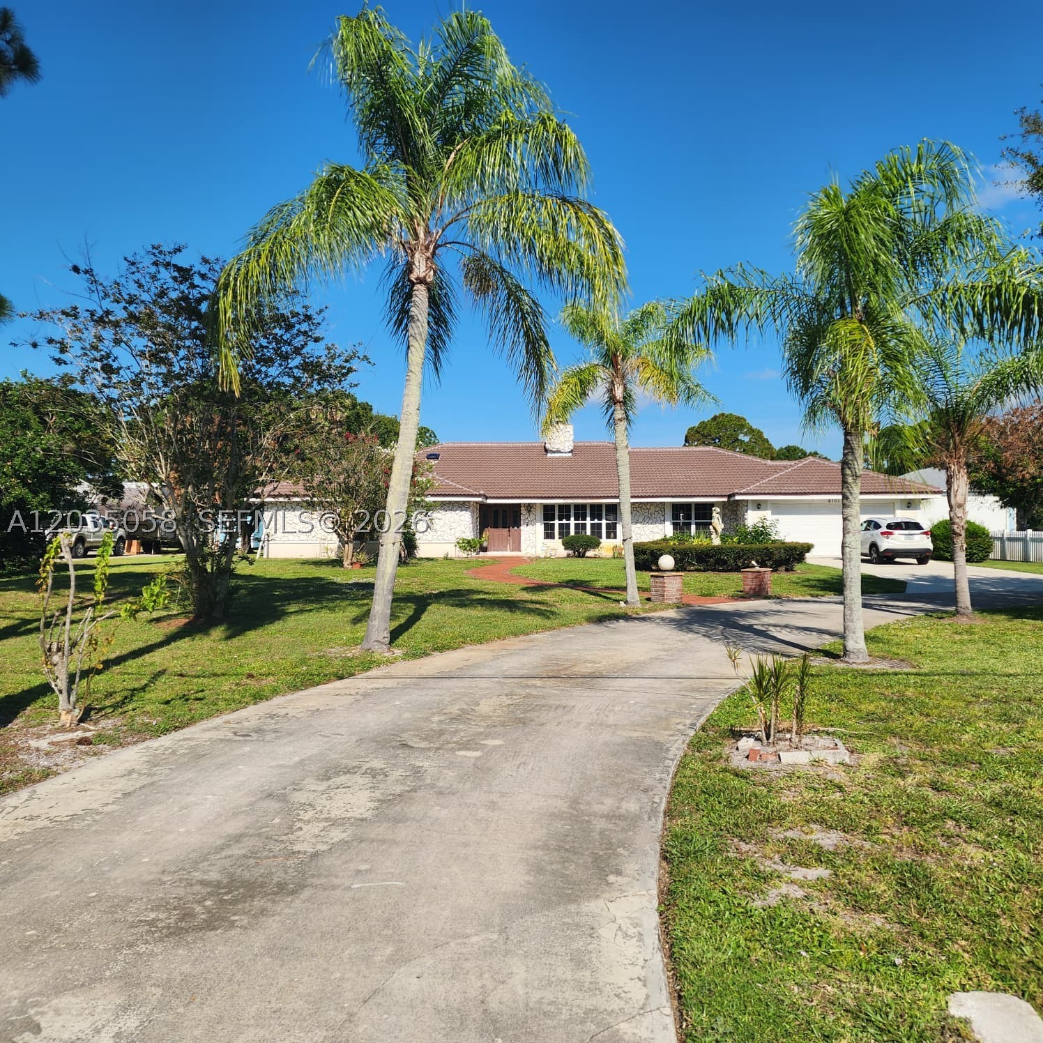 INDIAN RIVER ESTATES UNIT - Residential Lease