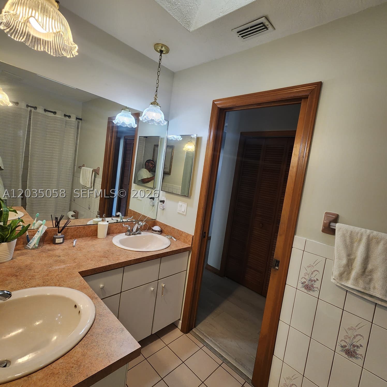 INDIAN RIVER ESTATES UNIT - Residential Lease