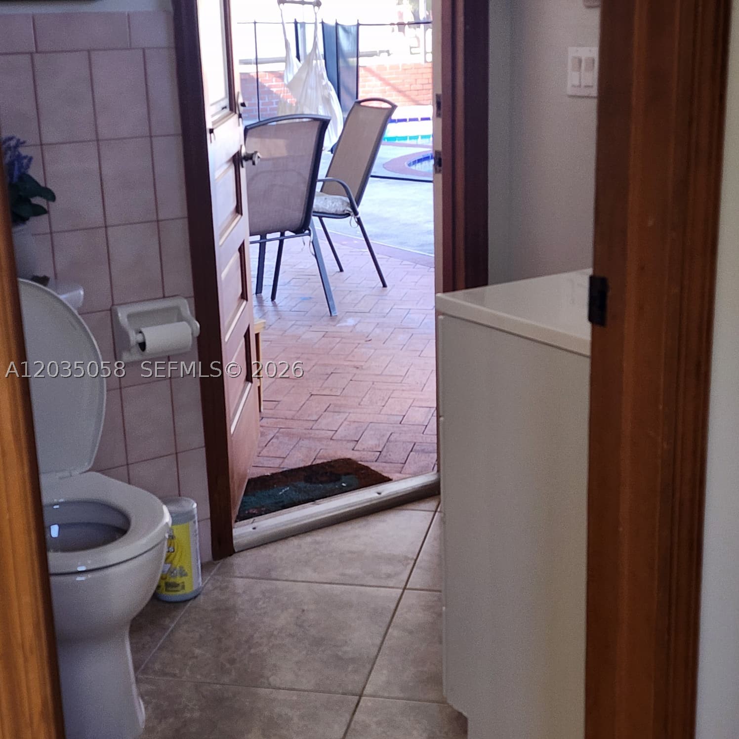INDIAN RIVER ESTATES UNIT - Residential Lease