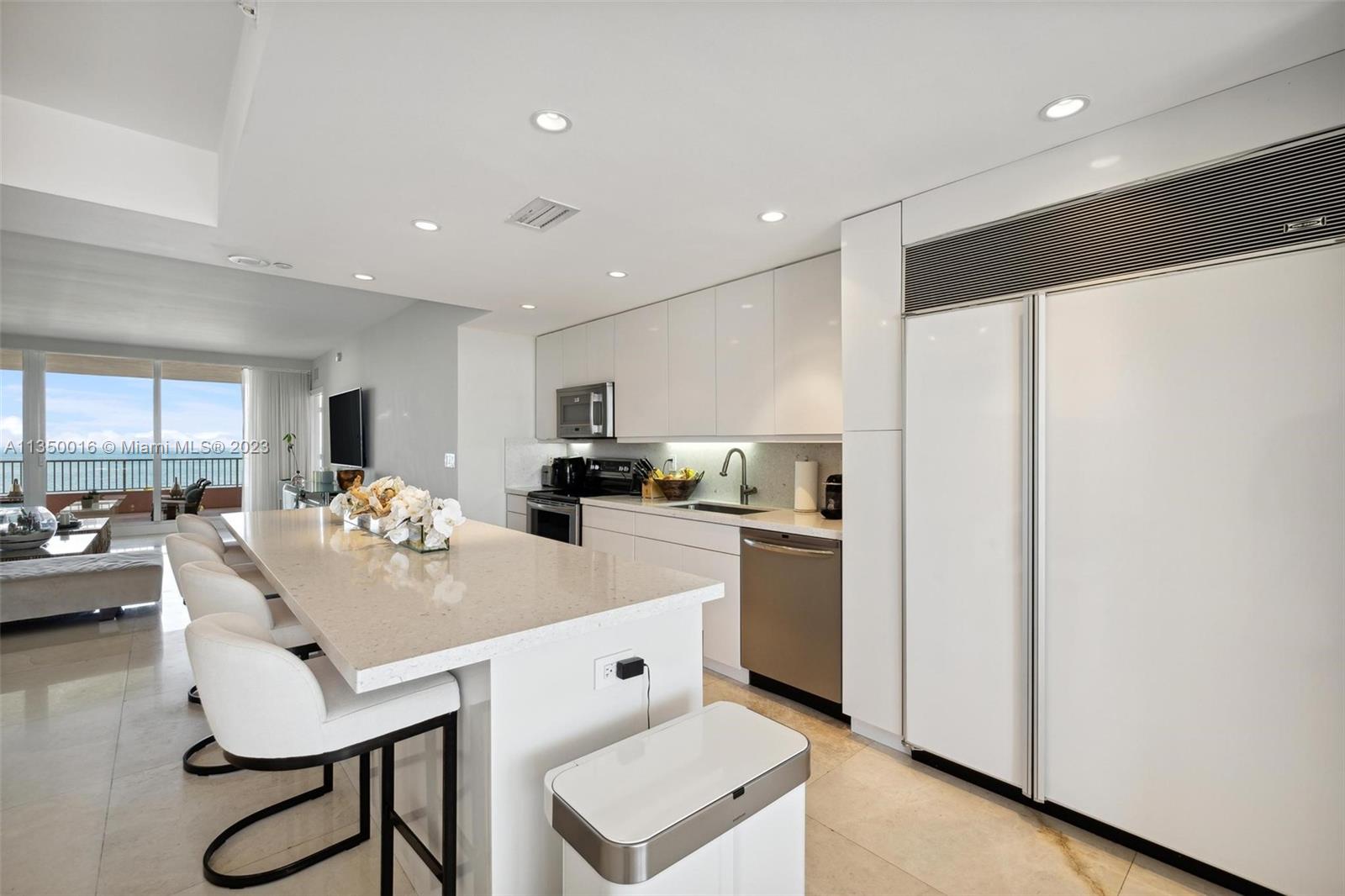 CLUB TOWER TWO CONDO - Residential Lease