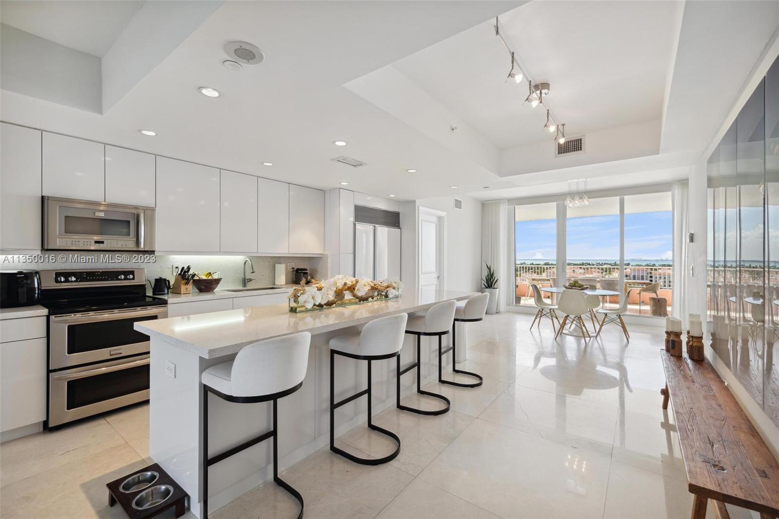 CLUB TOWER TWO CONDO - Residential Lease