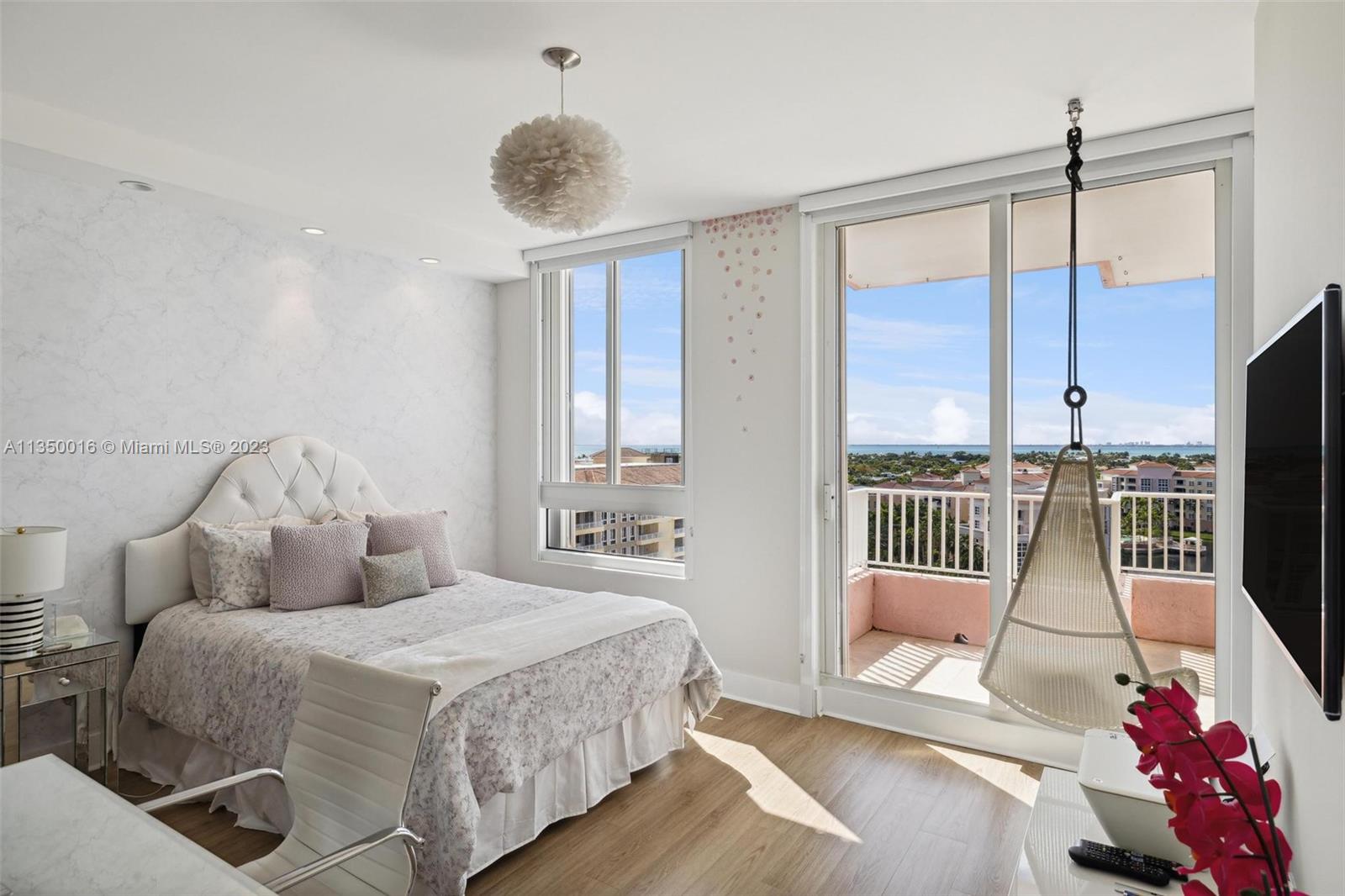 CLUB TOWER TWO CONDO - Residential Lease